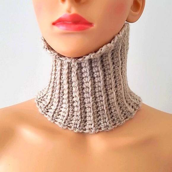 Neck Warmer - Picture 1 of 4